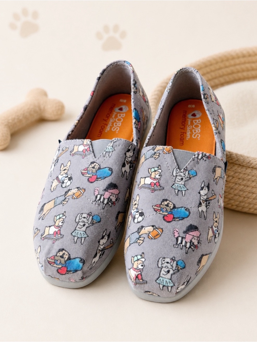 BOBS Sketchers Woman Sporty Dogs Canvas Memory Foam Slip-On Loafers US10 Comfy